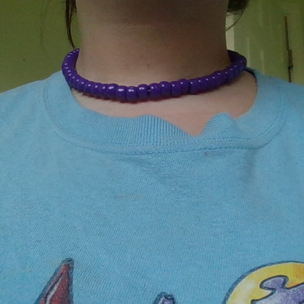 A beaded neaklace chocker!!!